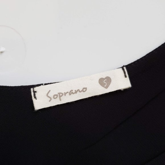 📌 Soprano Black Flowy Sleeveless Layered Crop Top - Picture 7 of 11